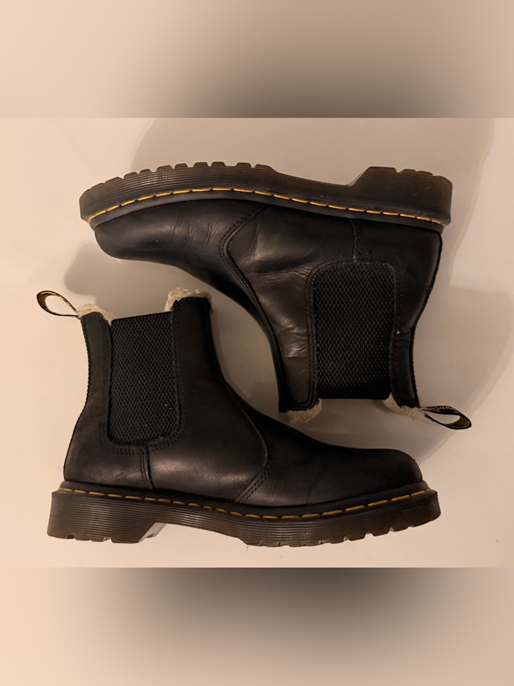 Dr. Martens 2976 Leonore Faux Fur Lined Chelsea Boots Black US 8